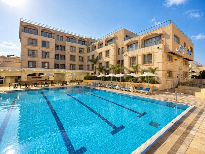 מלון אסטרל נירוונה קלאב חצי פנסיון פרימיום