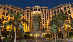 מלכת שבא אילת