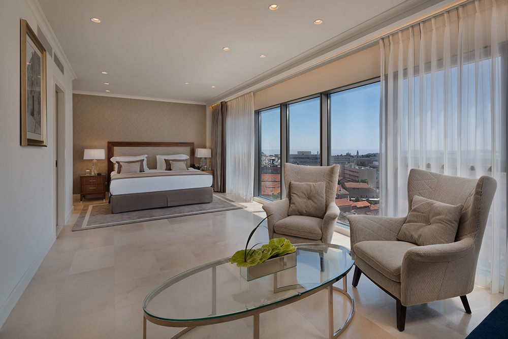 LUXURY SUITE